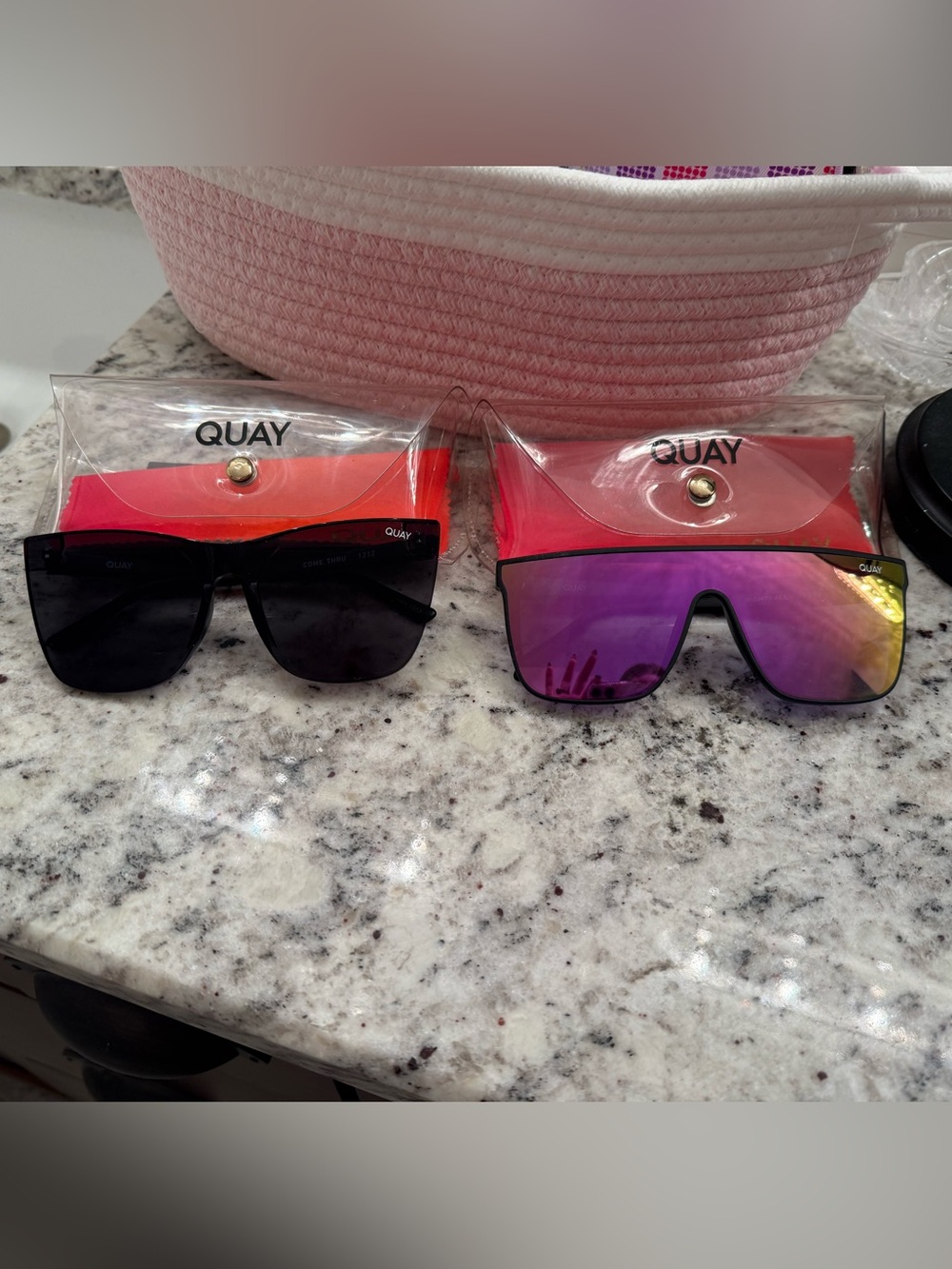 Quay Australia set of 2 pairs excellent condition Women’s sunglasses